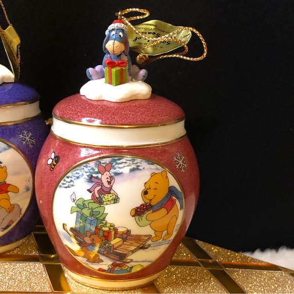 Bradford Editions Disney Winnie The Pooh, "Sounds Of The Season" Bell Ornaments - Picture 4 of 16